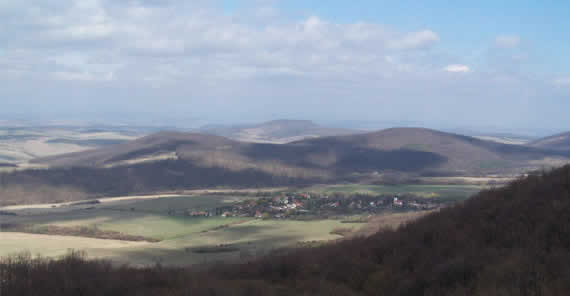 Kilátás a gerincről